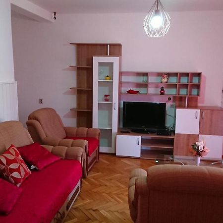 Apartments Vesna Kampor Luaran gambar