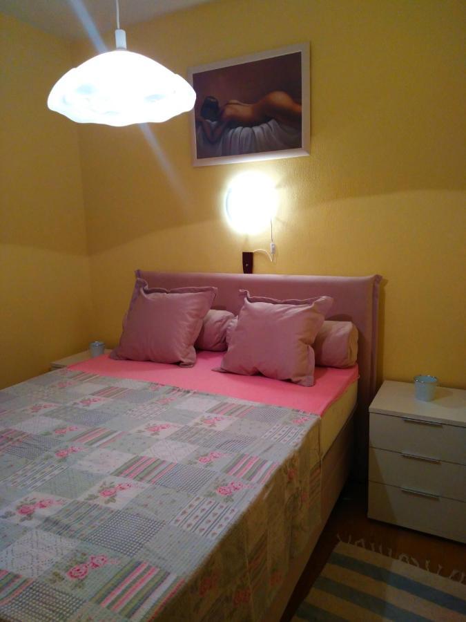 Apartments Vesna Kampor Luaran gambar