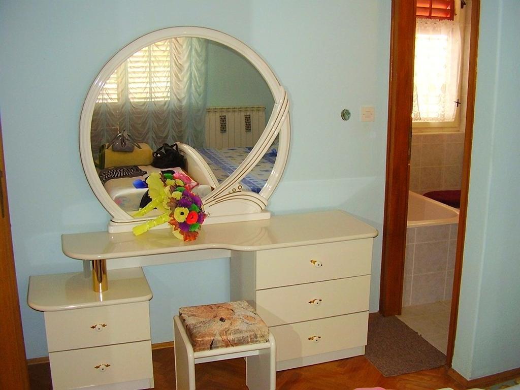 Apartments Vesna Kampor Luaran gambar