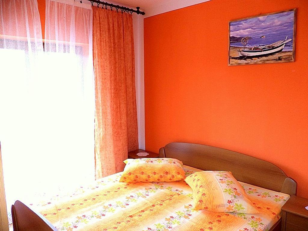 Apartments Vesna Kampor Luaran gambar