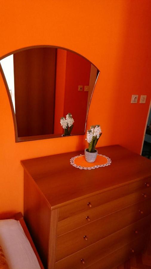 Apartments Vesna Kampor Luaran gambar