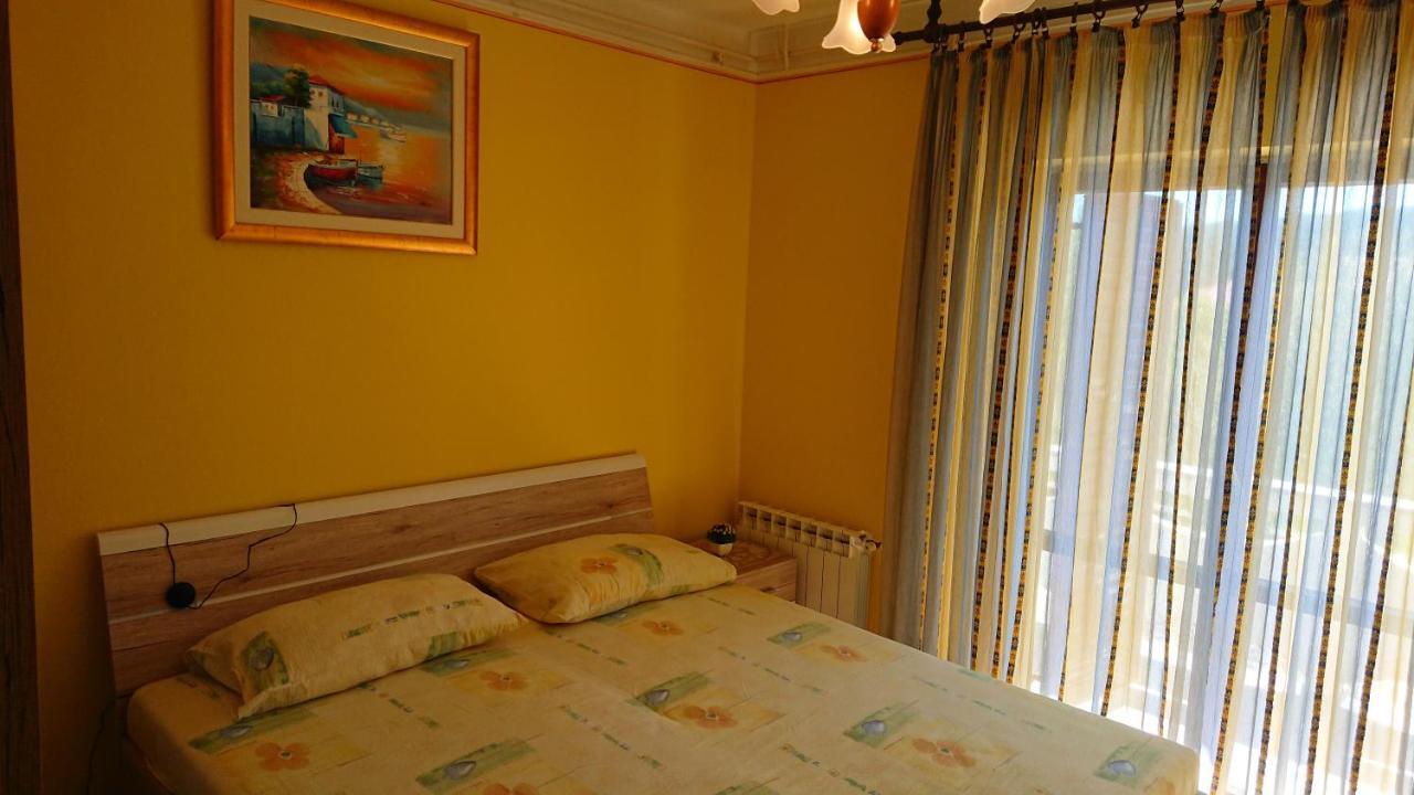 Apartments Vesna Kampor Luaran gambar